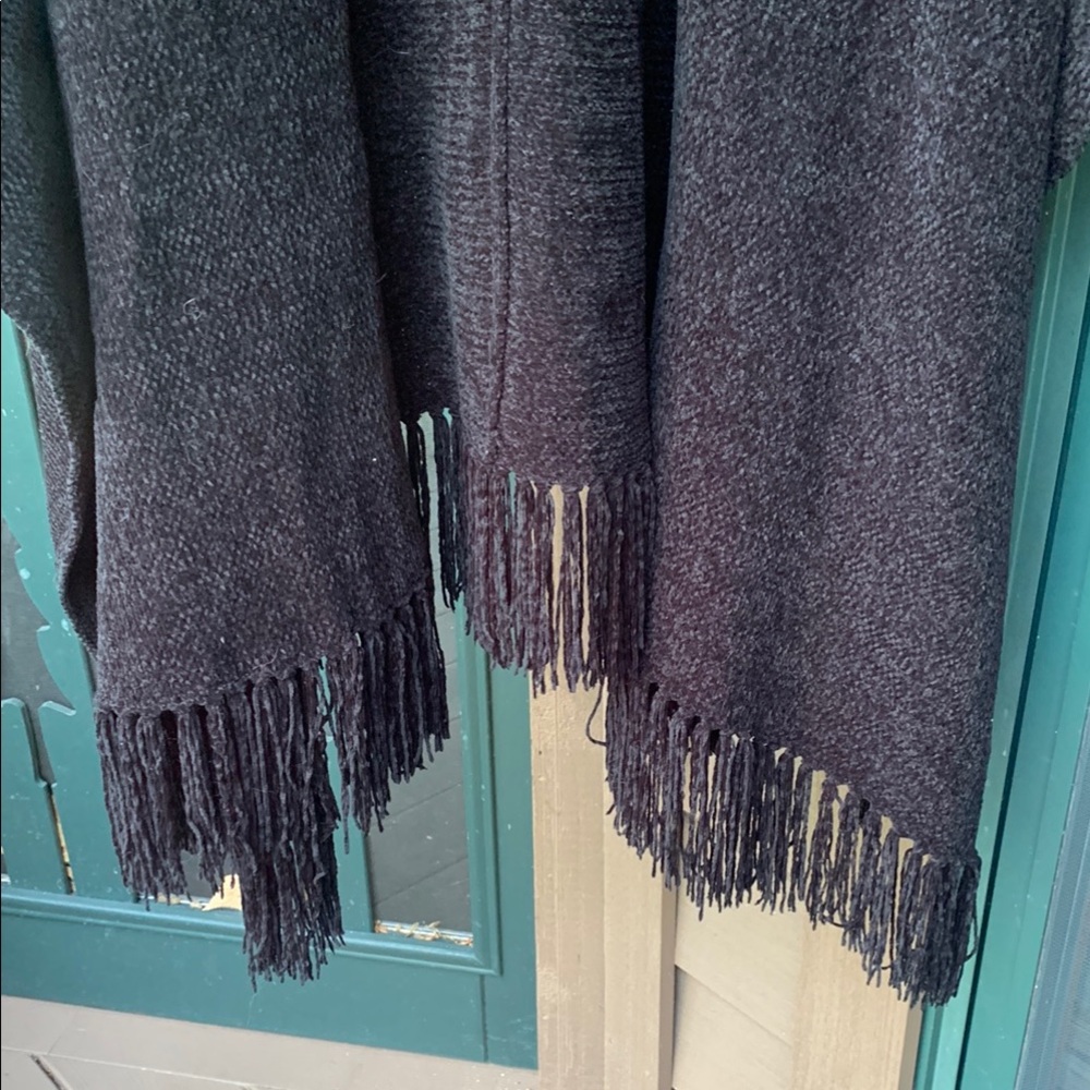 Black Fringe Shawl - Picture 6 of 7